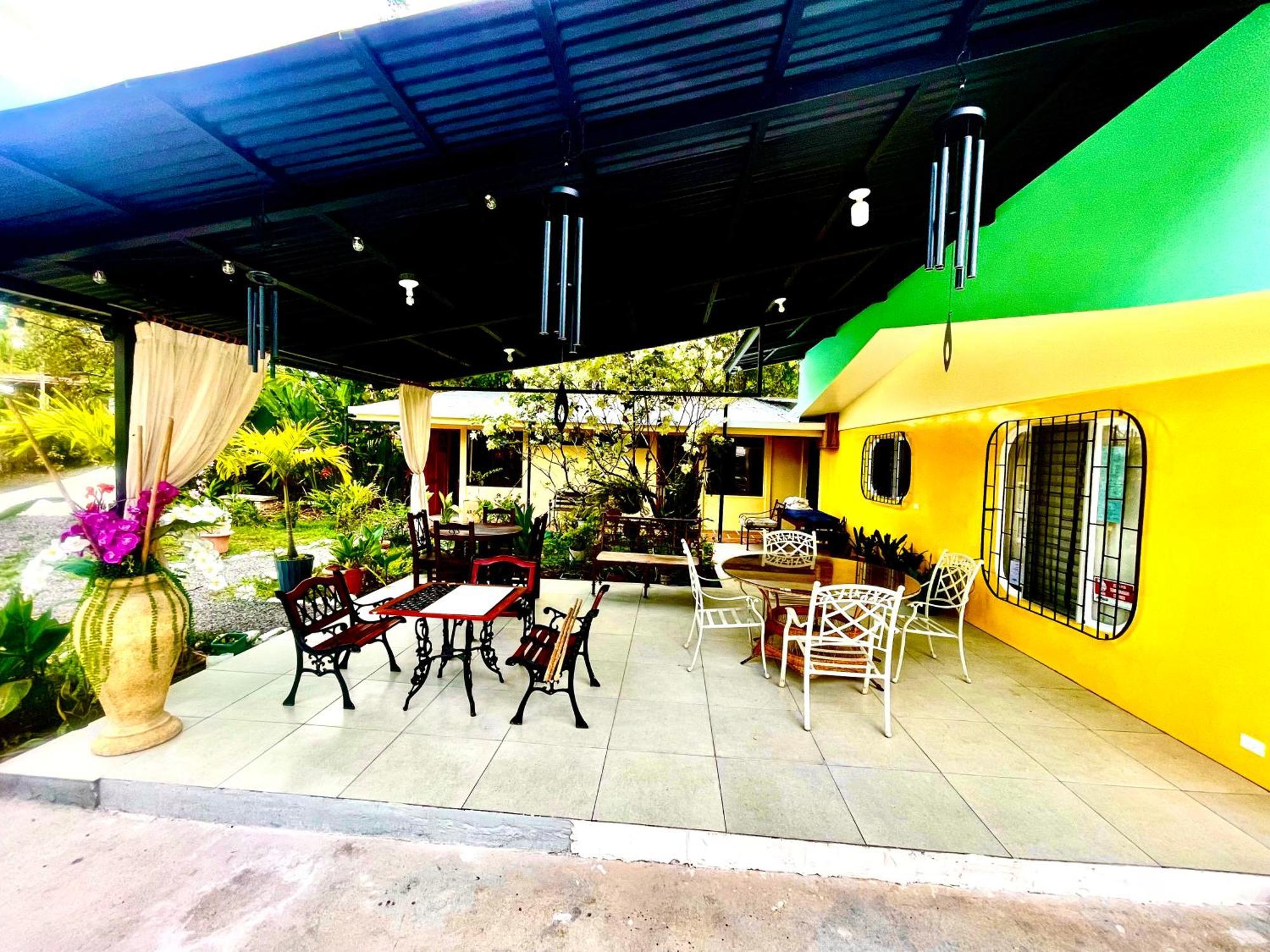 Hotel Tierra De Volcanes La Fortuna Exteriör bild