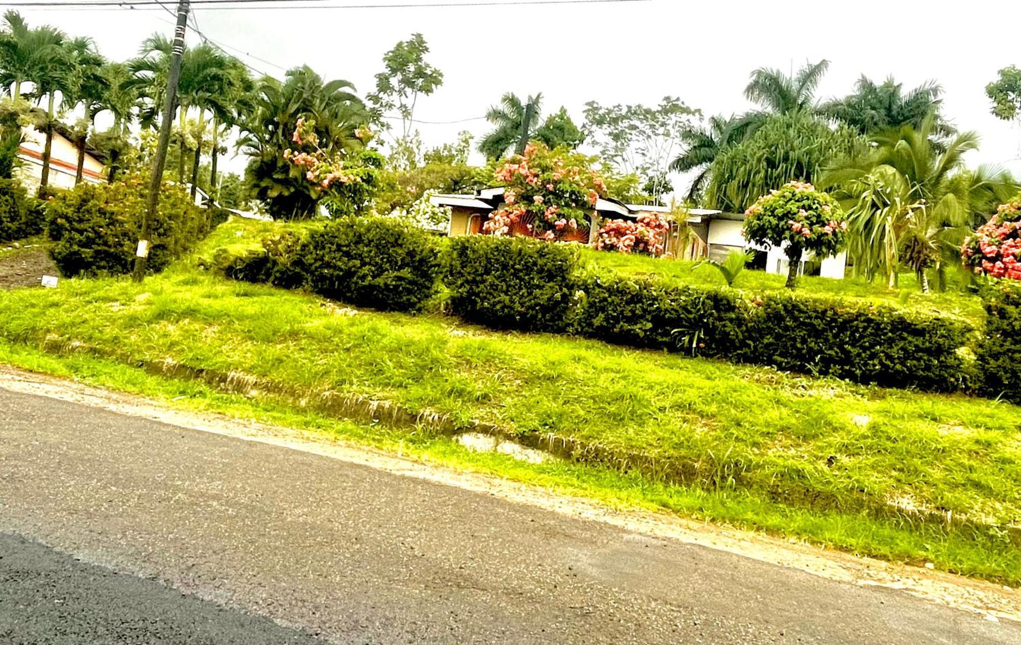 Hotel Tierra De Volcanes La Fortuna Exteriör bild